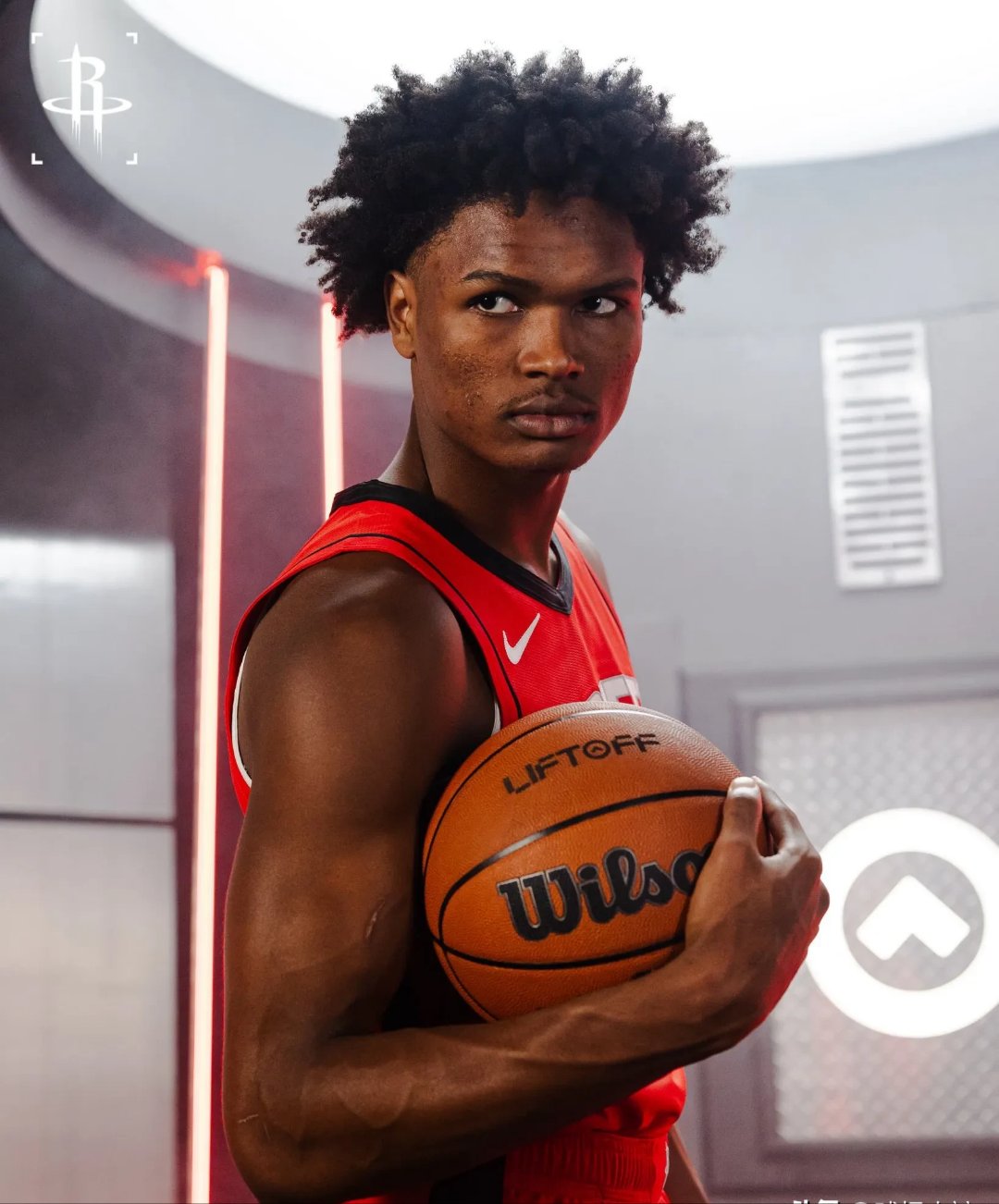 开云官网首页-关于风云突变巴塞罗那集结日状态回暖；CBA季后赛版图或变；球迷炸锅；纪律约束更严格的信息