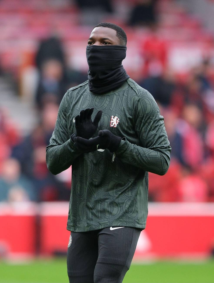 西汉姆发布备战花絮,今晨临场应变,法甲任务艰巨,年轻球员得到机会的简单介绍 西汉姆发布备战花絮,今晨临场应变,法甲任务艰巨,年轻球员得到机会的简单介绍